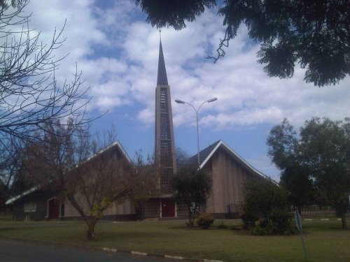 GAU-RANDFONTEIN-Randfontein-Wes-Nederduitse-Gereformeerde-Kerk_01