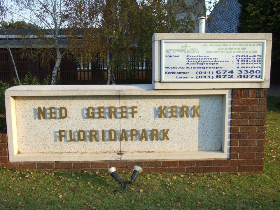GAU-ROODEPOORT-Floridapark-Nederduitse-Gereformeerde-Kerk_03 GAU-ROODEPOORT-Floridapark-Nederduitse-Gereformeerde-Kerk_03