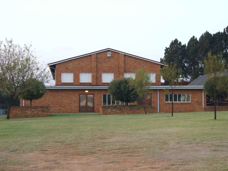 GAU-ROODEPOORT-Kruin-gemeente-Nederduitsch-Hervormde-Kerk_01 GAU-ROODEPOORT-Kruin-gemeente-Nederduitsch-Hervormde-Kerk_01