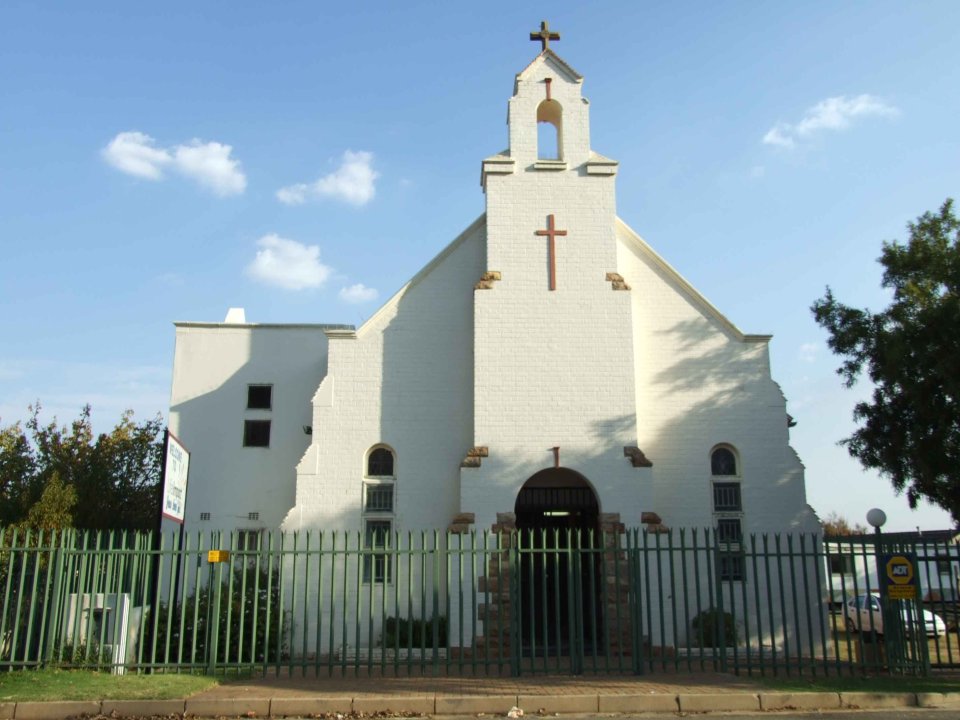 GAU-ROODEPOORT-Life-Impact-Church_01 GAU-ROODEPOORT-Life-Impact-Church_01