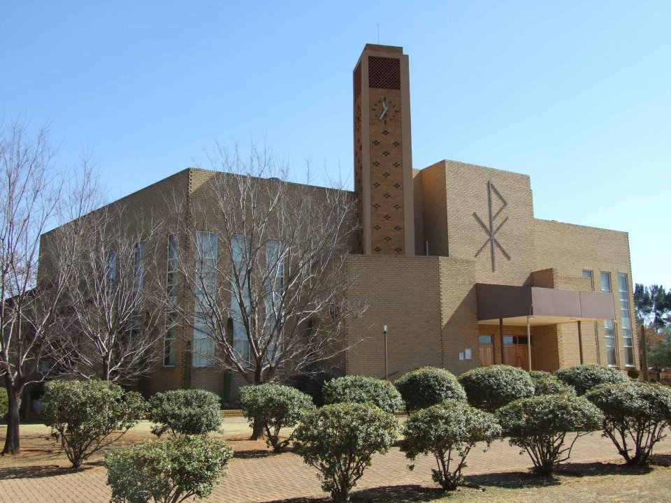 GAU-VANDERBIJLPARK-Vaalrivier-gemeente-Nederduitse-Gereformeerde-Kerk_01 GAU-VANDERBIJLPARK-Vaalrivier-gemeente-Nederduitse-Gereformeerde-Kerk_01