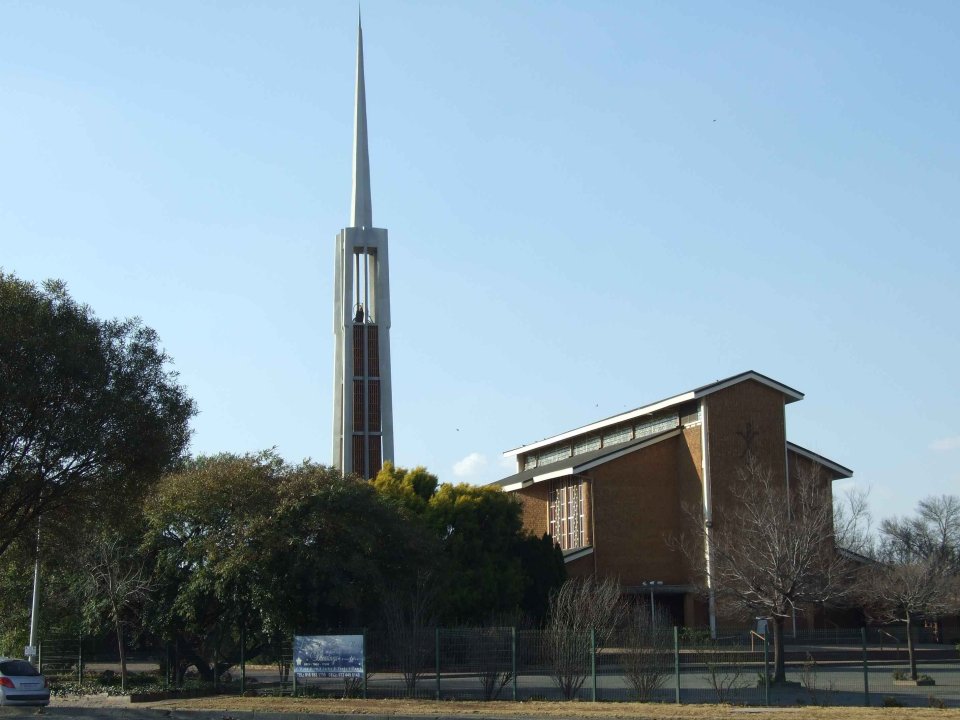 GAU-VANDERBIJLPARK-Vanderbijlpark-Suid-Nederduitse-Gereformeerde-Kerk_02 GAU-VANDERBIJLPARK-Vanderbijlpark-Suid-Nederduitse-Gereformeerde-Kerk_02