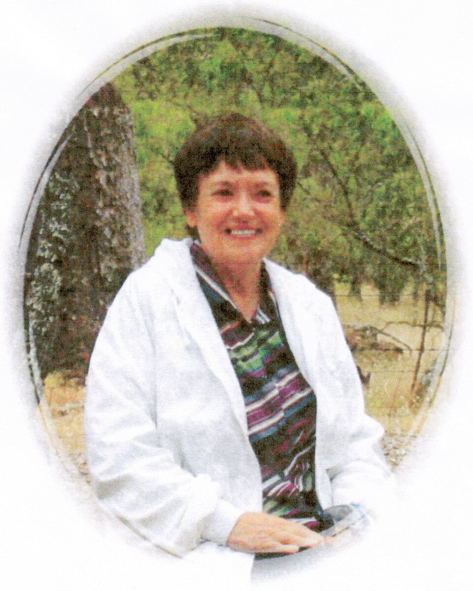 ALBERTS-Maria-Elizabeth-Nn-Marie-née-DeWet-1940-2010-F_01