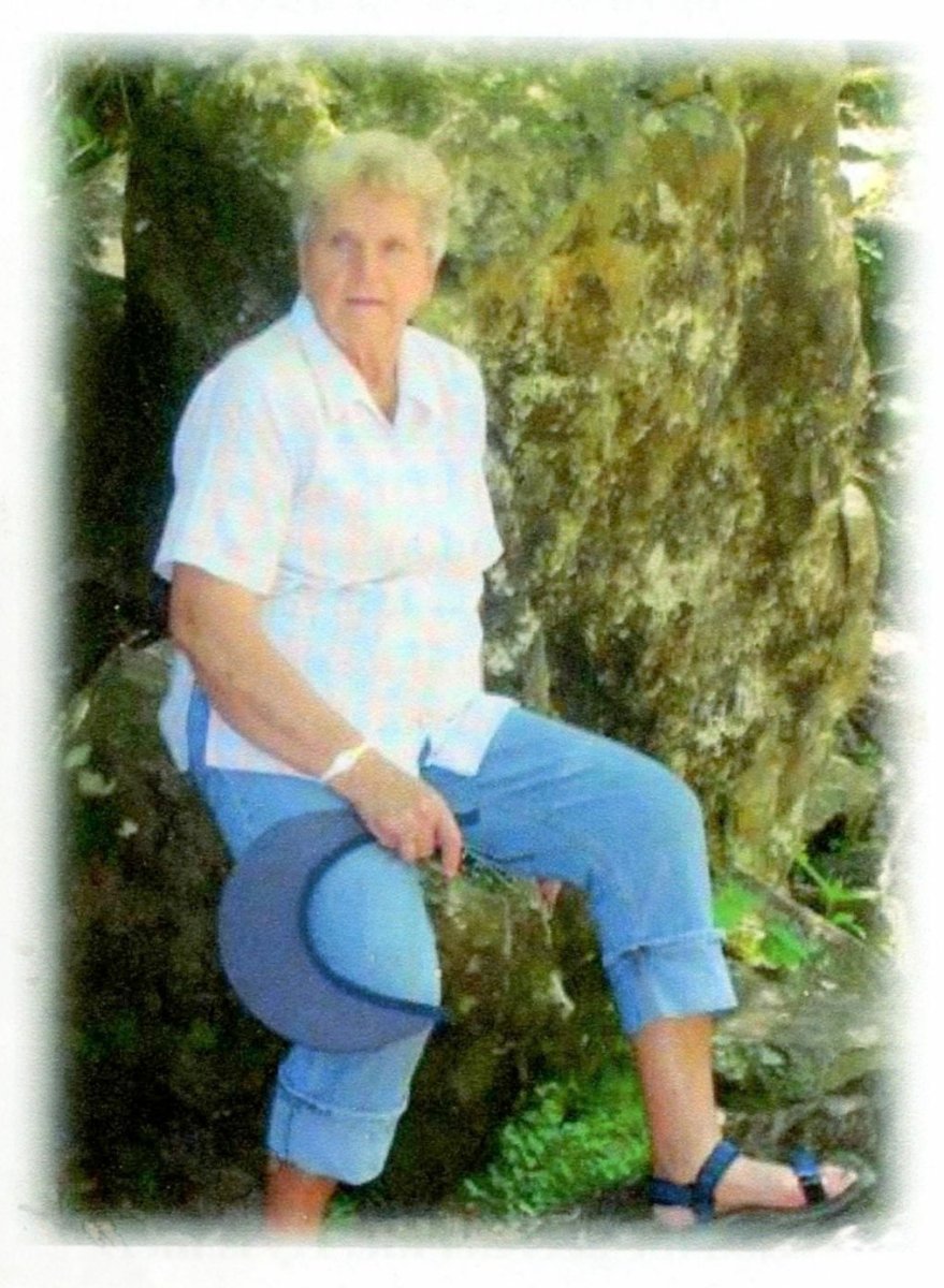 BLOM-Herna-X-Gildenhuys-1933-2011-F_4