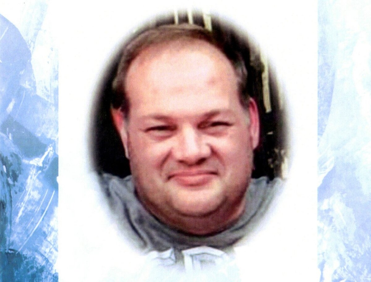 BLUMENTHAL-Donovan-1975-2023-M_01