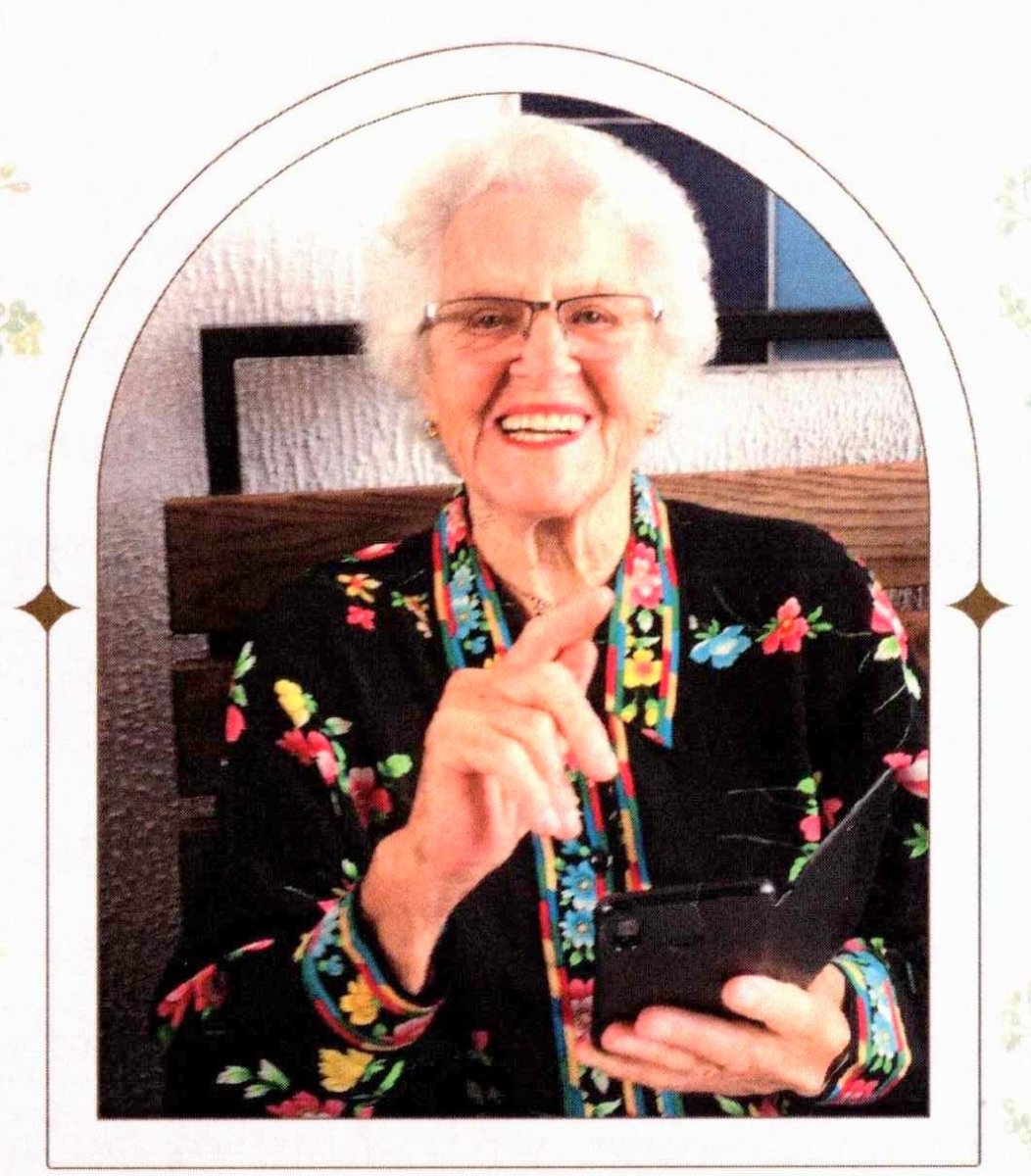 BRAND-Maria-Wilhelmina-Petronella-Nn-Petro-nee-DeVilliers-1921-2024-F_01