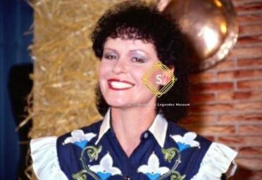 MYBURGH-Cora-Nn-CoraMarie-nee-Nell-1953-1994-F