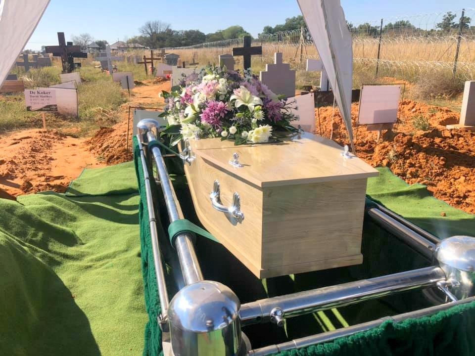 OLIVIER-Charleen-1970-2019-F_5