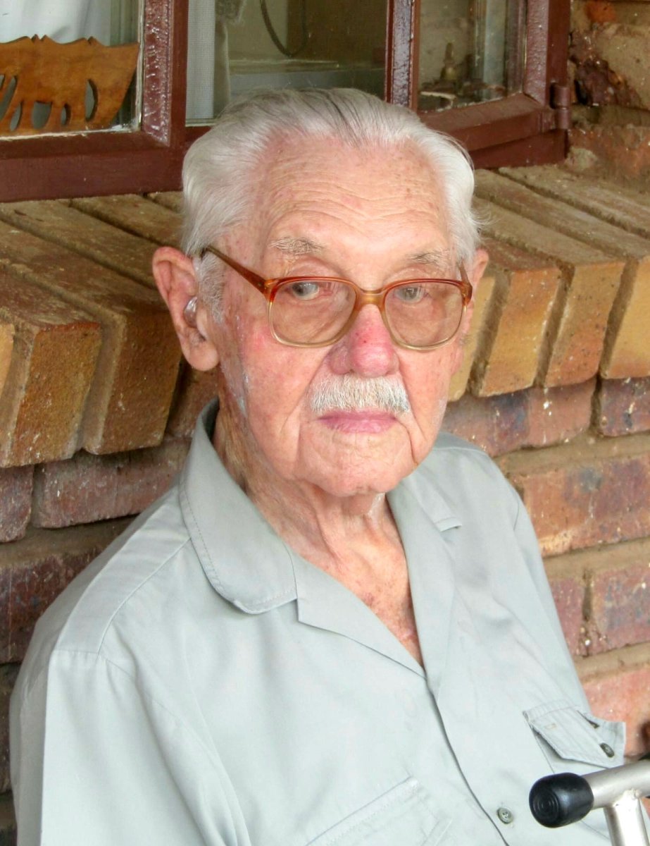 ROOYEN-VAN-Boeta-1924-2017-M_1