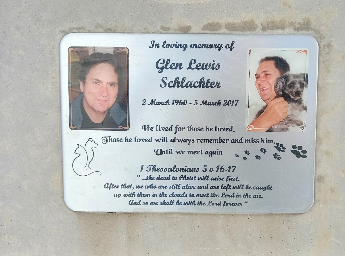 SCHLACHTER-Glen-Lewis-1960-2017-M_2