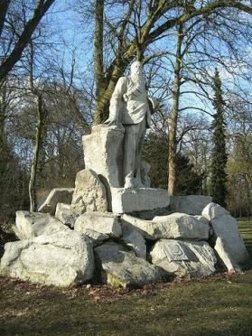 Steyn_MT_Statue_Deventer_NL_