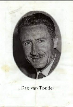 TONDER-VAN-Daniel-Jacobus-Francois-Nn-Dan-1923-2004-M_1