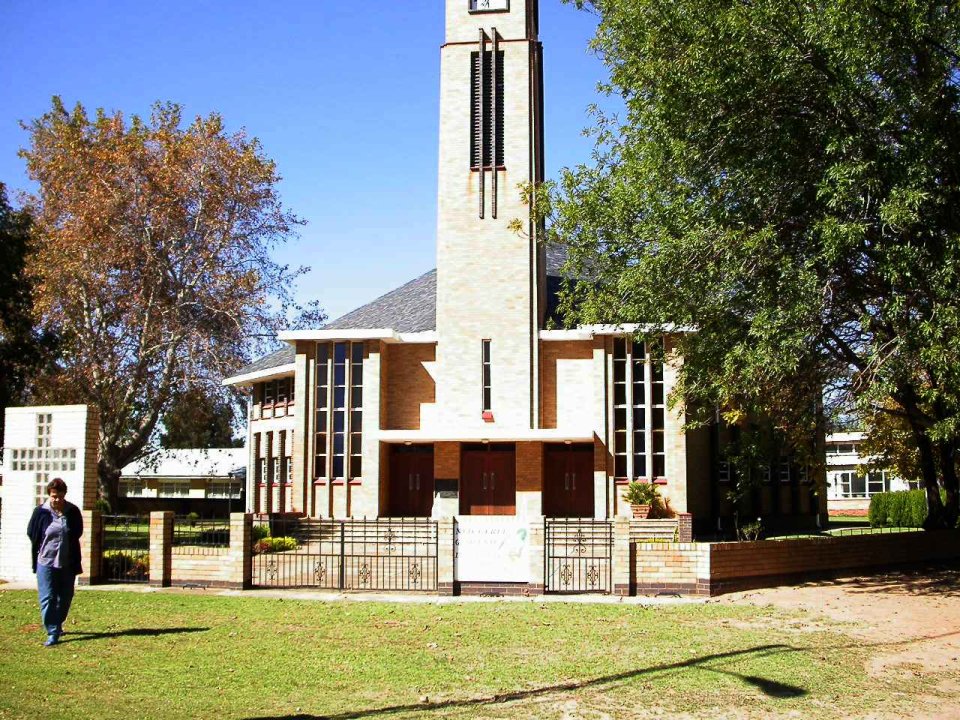FS-LADYBRAND-Ladybrand-Noord-Nederduitse-Gereformeerde-Kerk_02 FS-LADYBRAND-Ladybrand-Noord-Nederduitse-Gereformeerde-Kerk_02