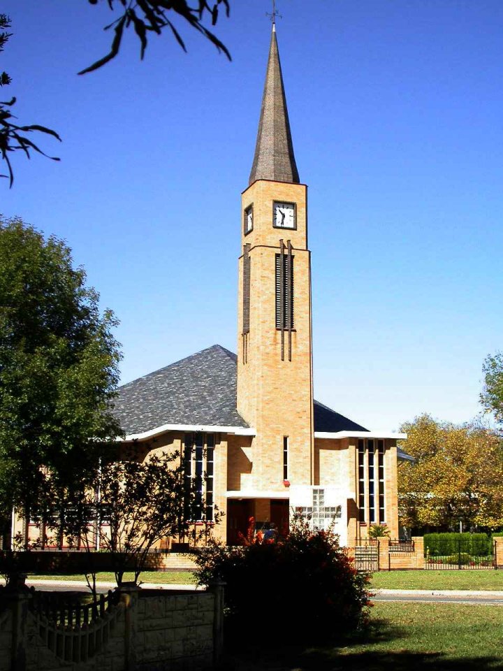 FS-LADYBRAND-Ladybrand-Noord-Nederduitse-Gereformeerde-Kerk_01 FS-LADYBRAND-Ladybrand-Noord-Nederduitse-Gereformeerde-Kerk_01