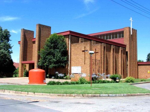 GAU-KRUGERSDORP-Mindalore-Nederduitse-Gereformeerde-Kerk