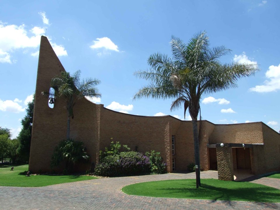 GAU-ROODEPOORT-Weltevredenpark-Weltevreden-Nederduitse-Gereformeerde-Kerk_01 GAU-ROODEPOORT-Weltevredenpark-Weltevreden-Nederduitse-Gereformeerde-Kerk_01