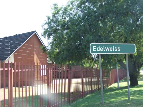 GAU-SPRINGS-Edelweiss-Afrikaanse-Protestantse-Kerk_01