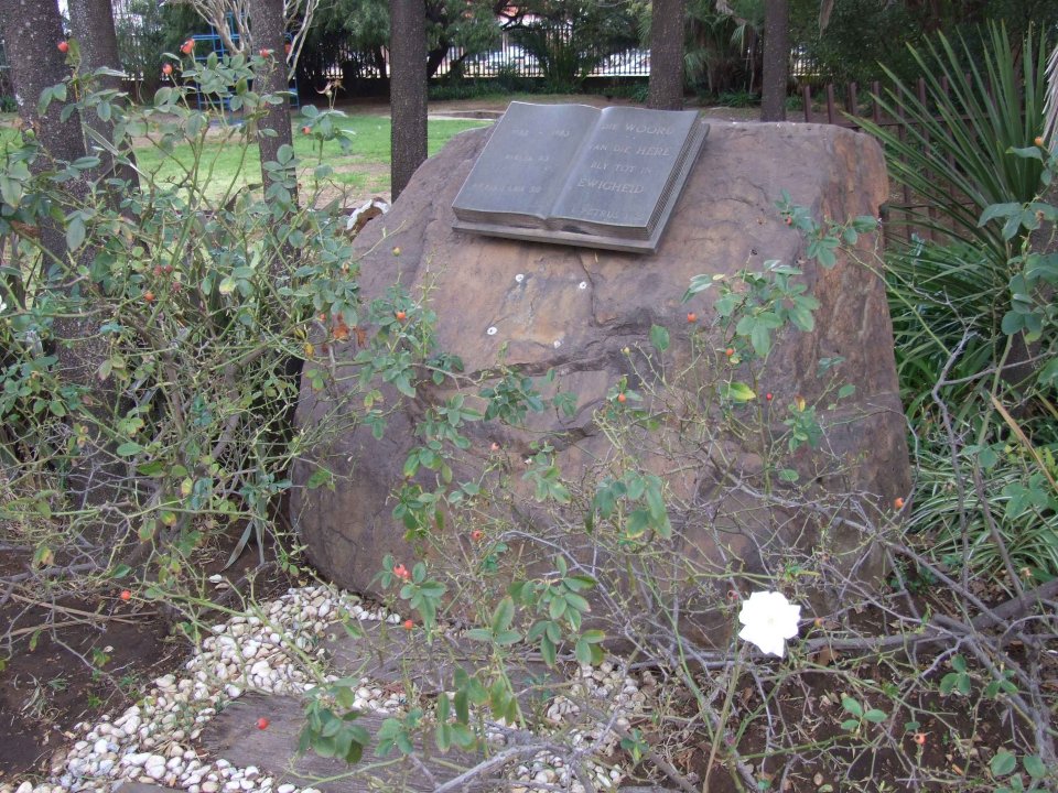 GAU-VANDERBIJLPARK-Vanderbijlpark-Oos-Nederduitse-Gereformeerde-Kerk_09 GAU-VANDERBIJLPARK-Vanderbijlpark-Oos-Nederduitse-Gereformeerde-Kerk_09