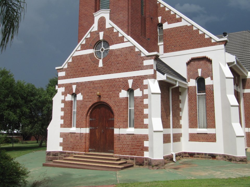 LIM-NYLSTROOM.MODIMOLLE-Ned.Herv.Kerk-Waterberg-2014 (17) LIM-NYLSTROOM.MODIMOLLE-Ned.Herv.Kerk-Waterberg-2014 (17)