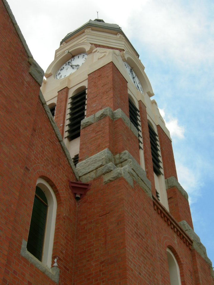 LIM-PIETERSBURG.POLOKWANE-Ned.Geref.Kerk-2006 (100) LIM-PIETERSBURG.POLOKWANE-Ned.Geref.Kerk-2006 (100)