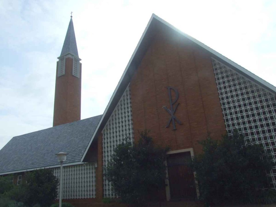 NW-RUSTENBURG-Kroondal-Neue-Lutherische-Kirche_02 NW-RUSTENBURG-Kroondal-Neue-Lutherische-Kirche_02