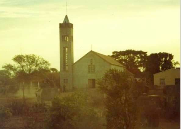 WW-ANGOLA-CUVELAI.CUNENE-MissãoDaMupa-1981 (1)