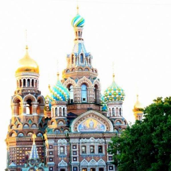 MOSCOW-Saint-Petersburg-The-Church-of-our-Saviour-on-the-Spilled-Blood